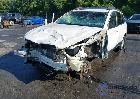 2014 Subaru Outback 3.6R Limited z USA, uszkodzony, nr VIN 4S4BRDMC3E2239690